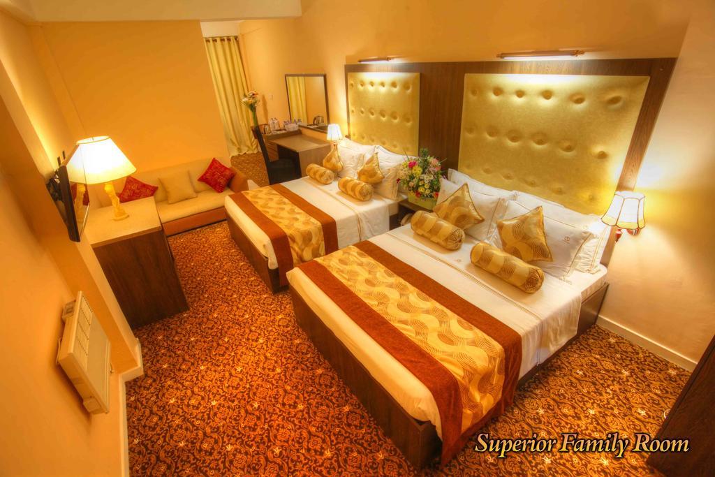 The Queensburry City Hotel Nuwara Eliya Dış mekan fotoğraf